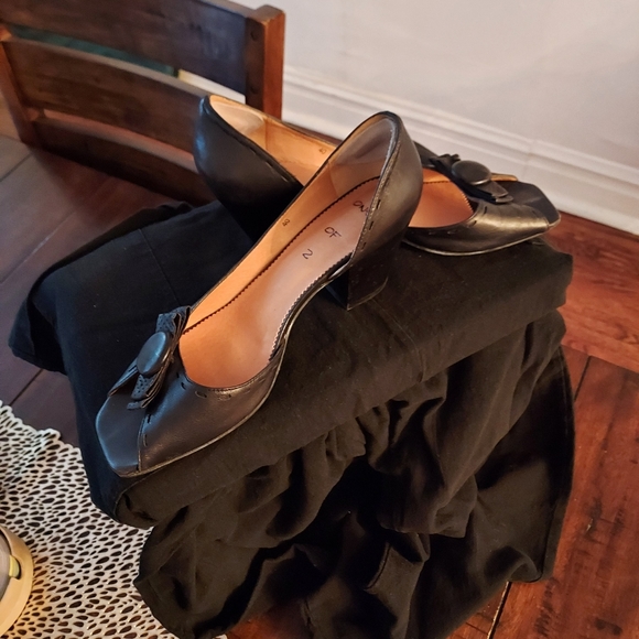 Shoes - Picture 3 of 3